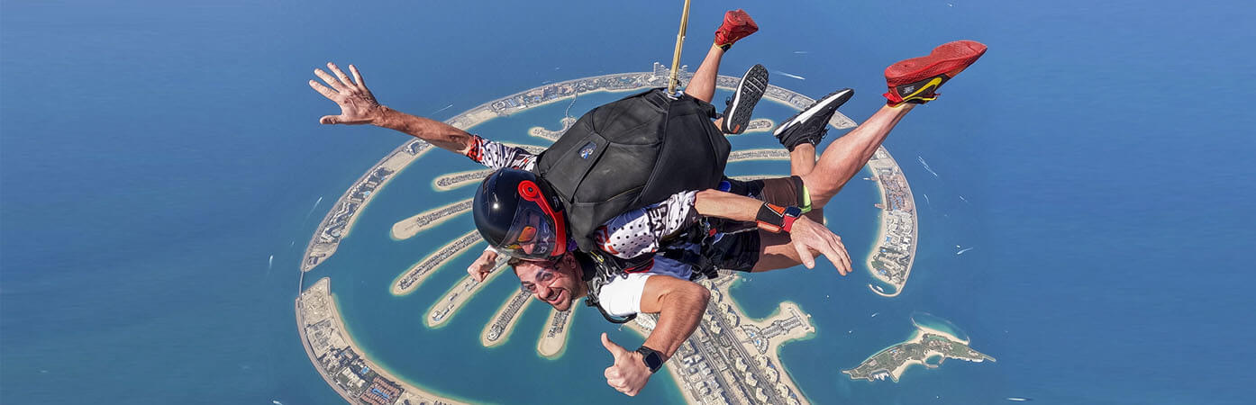 Book Skydiving In Dubai