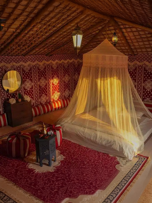 Camp at Overnight Desert Safari