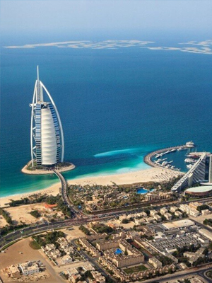Land and sea tour exploring Dubai's city and coastline