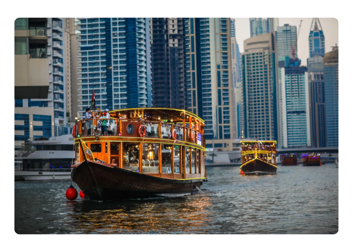 Dhow cruise boats sailing Dubai Marina timing