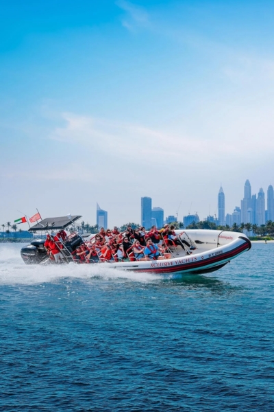 Boat Ride in Dubai with Thrilling Speedboat Adventure