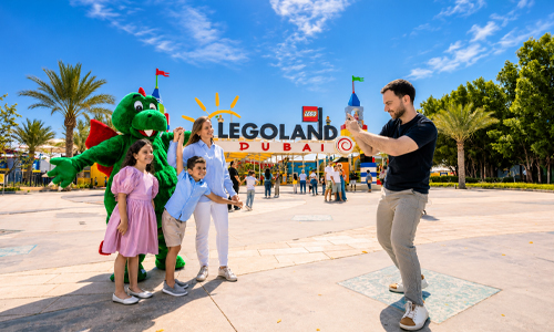 Dubai family tour package featuring family-friendly attractions and holiday experiences